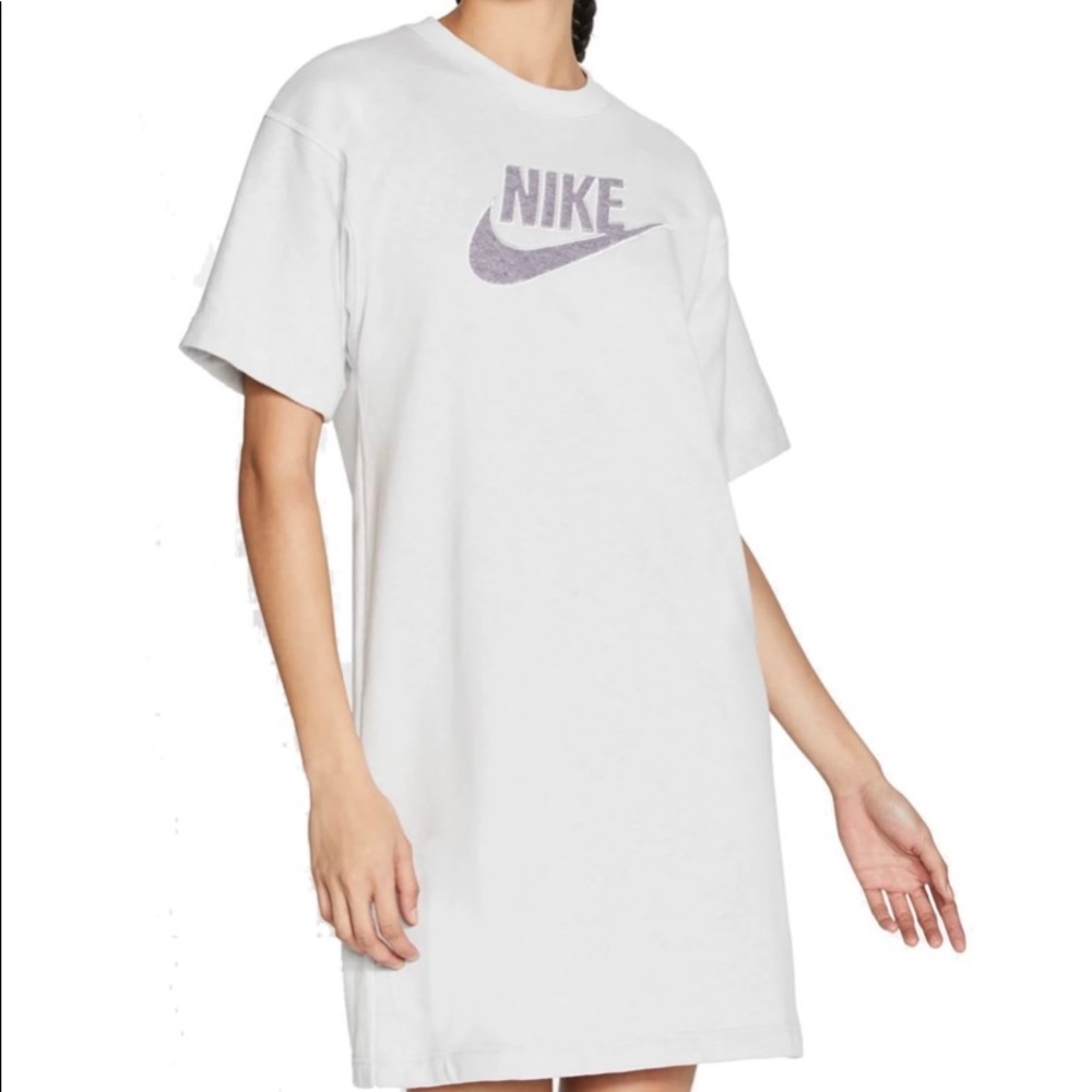 Nike Women’s M2Z Dress ♻️